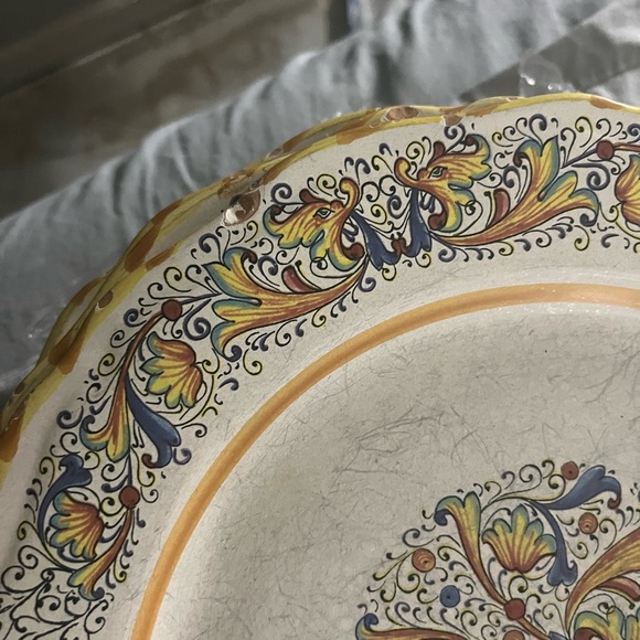 Vintage Hand Painted Italian Merdiana Ceramiche “Dueling Dragons” Dinner Plates - Picture 7 of 7